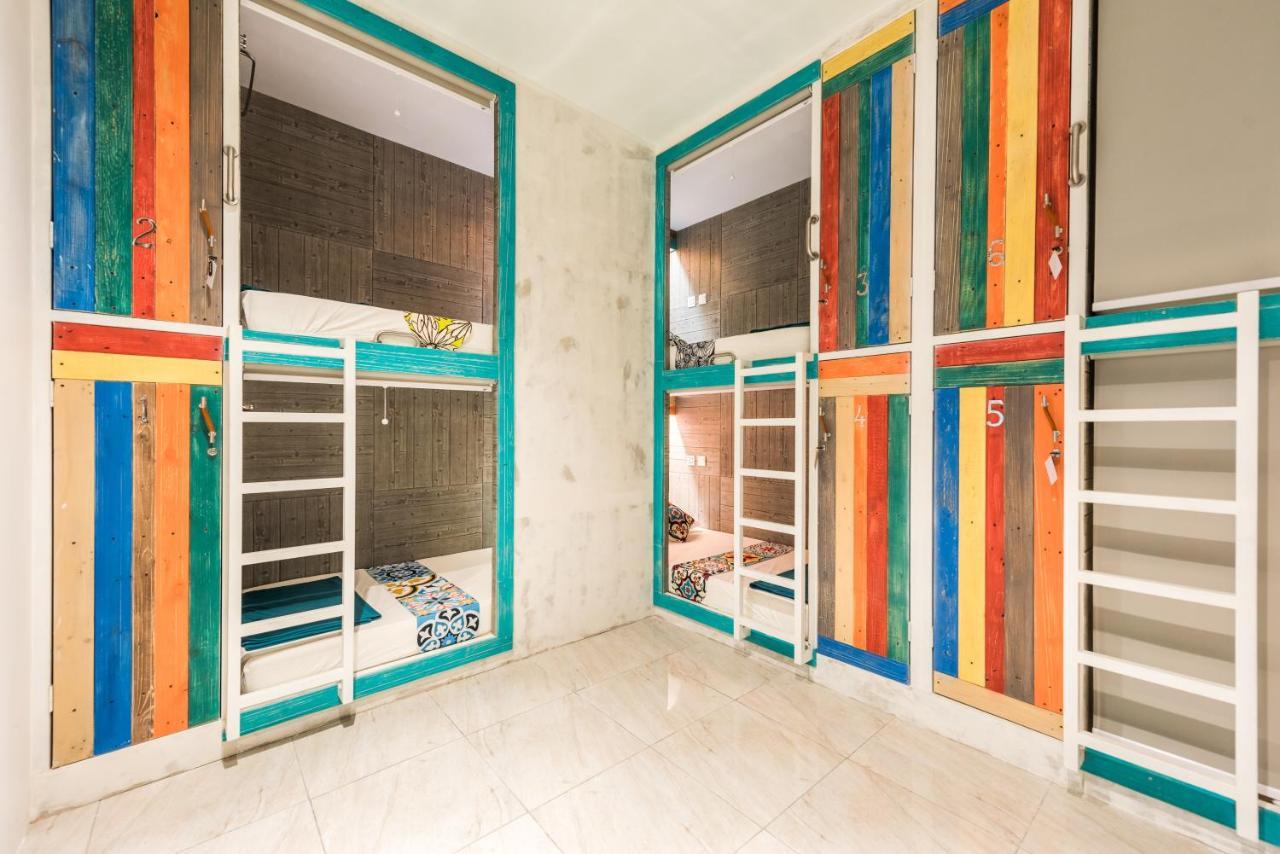 Write Hostel Batununggul Ngoại thất bức ảnh