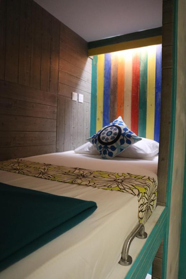 Write Hostel Batununggul Ngoại thất bức ảnh