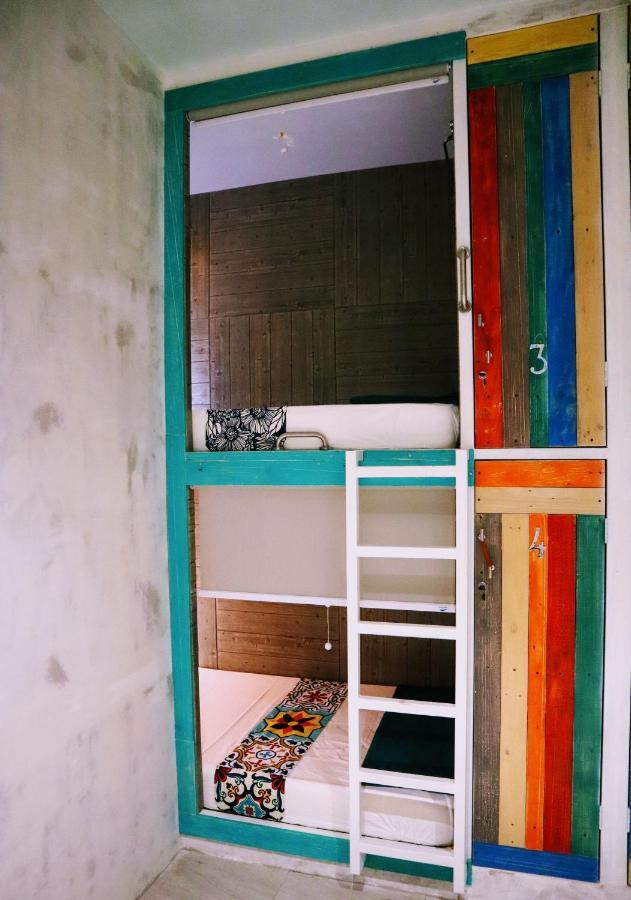 Write Hostel Batununggul Ngoại thất bức ảnh